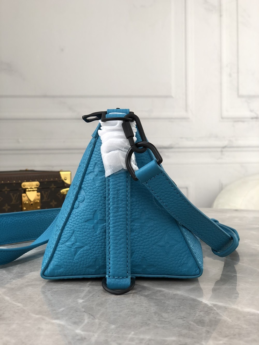 Anum Bags ln Luxury Bag --60967