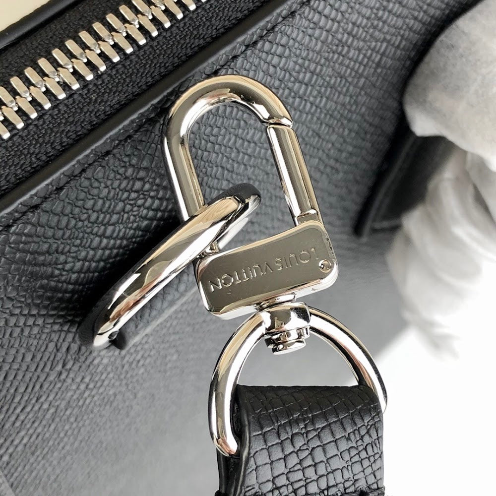 Anum Bags ln Luxury Bag --60514