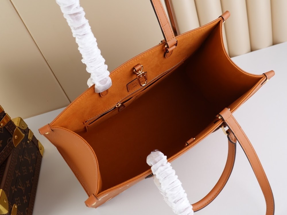 Anum Bags ln Luxury Bag --61088