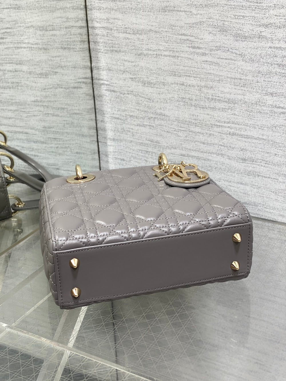 new-luxury-designer-bags-nm16617