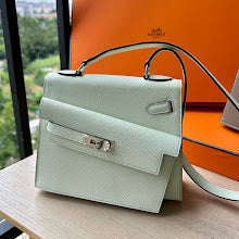 new-luxury-designer-bags-nm11338