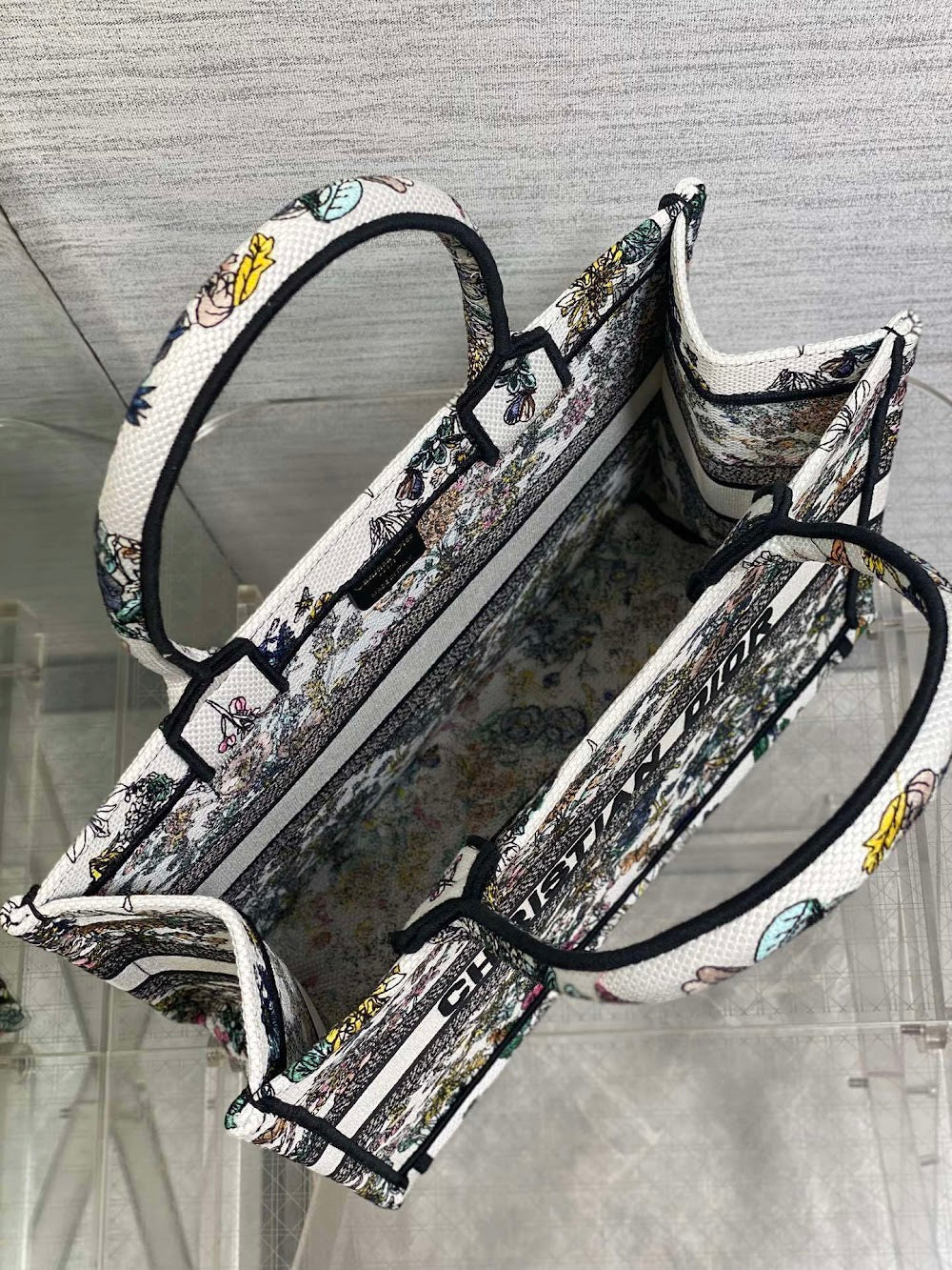 new-luxury-designer-bags-nm16728