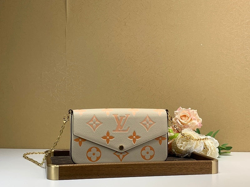 Anum Bags ln Luxury Bag --59769