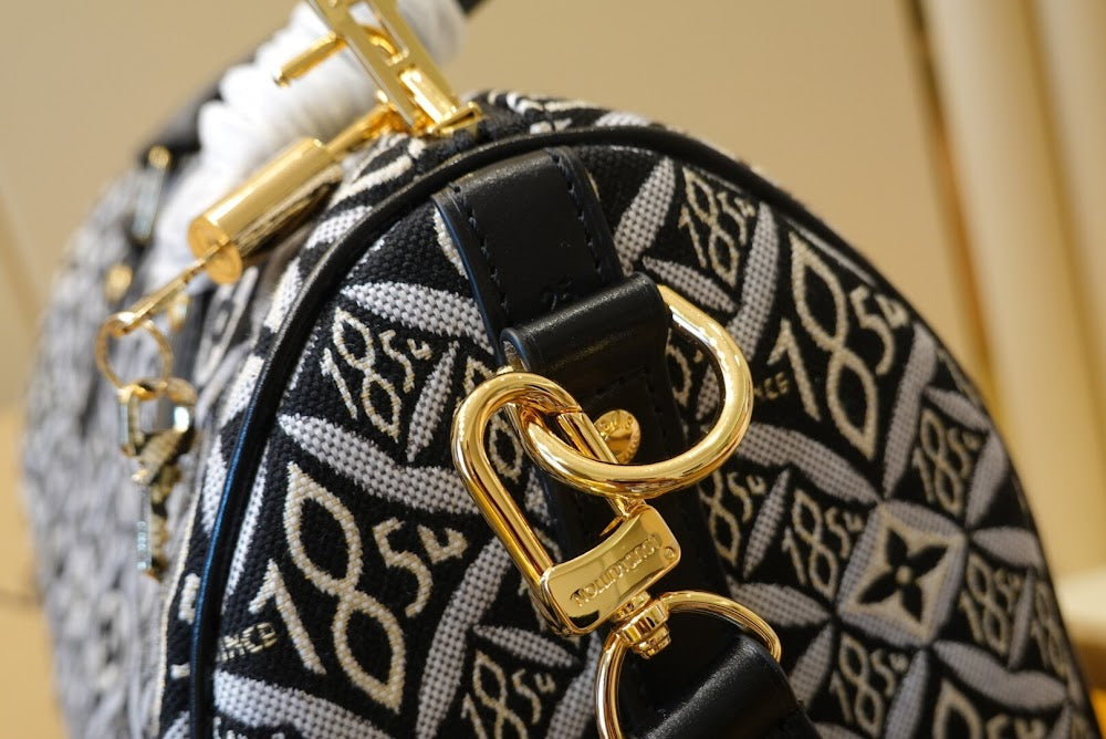 Anum Bags ln Luxury Bag --57965