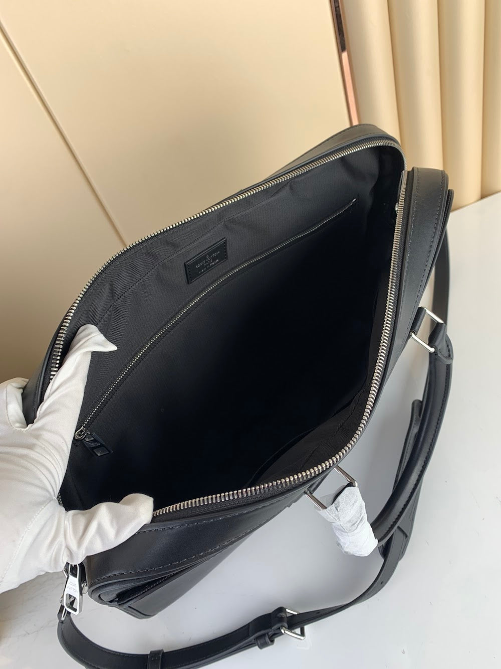 Anum Bags ln Luxury Bag --60717