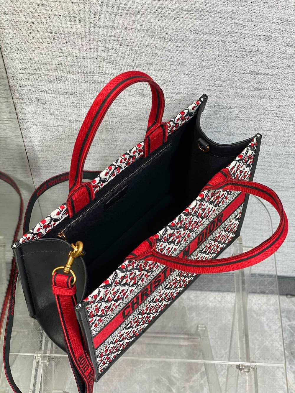 new-luxury-designer-bags-nm16080