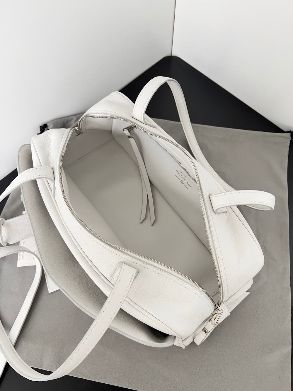 Ezyycart Bags Balenciaga Luxury Bag --111621
