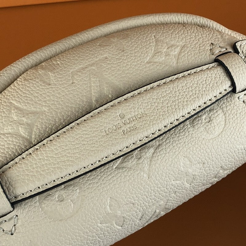Anum Bags ln Luxury Bag --56716