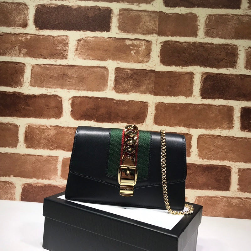 new-luxury-designer-bags-nm17632