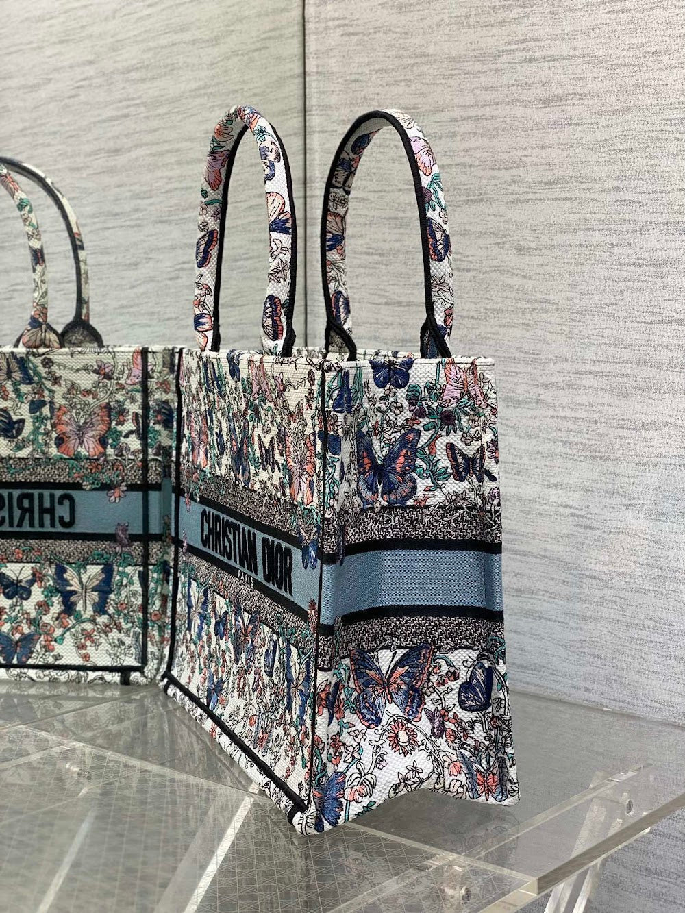 new-designer-premium-bags-nm16454
