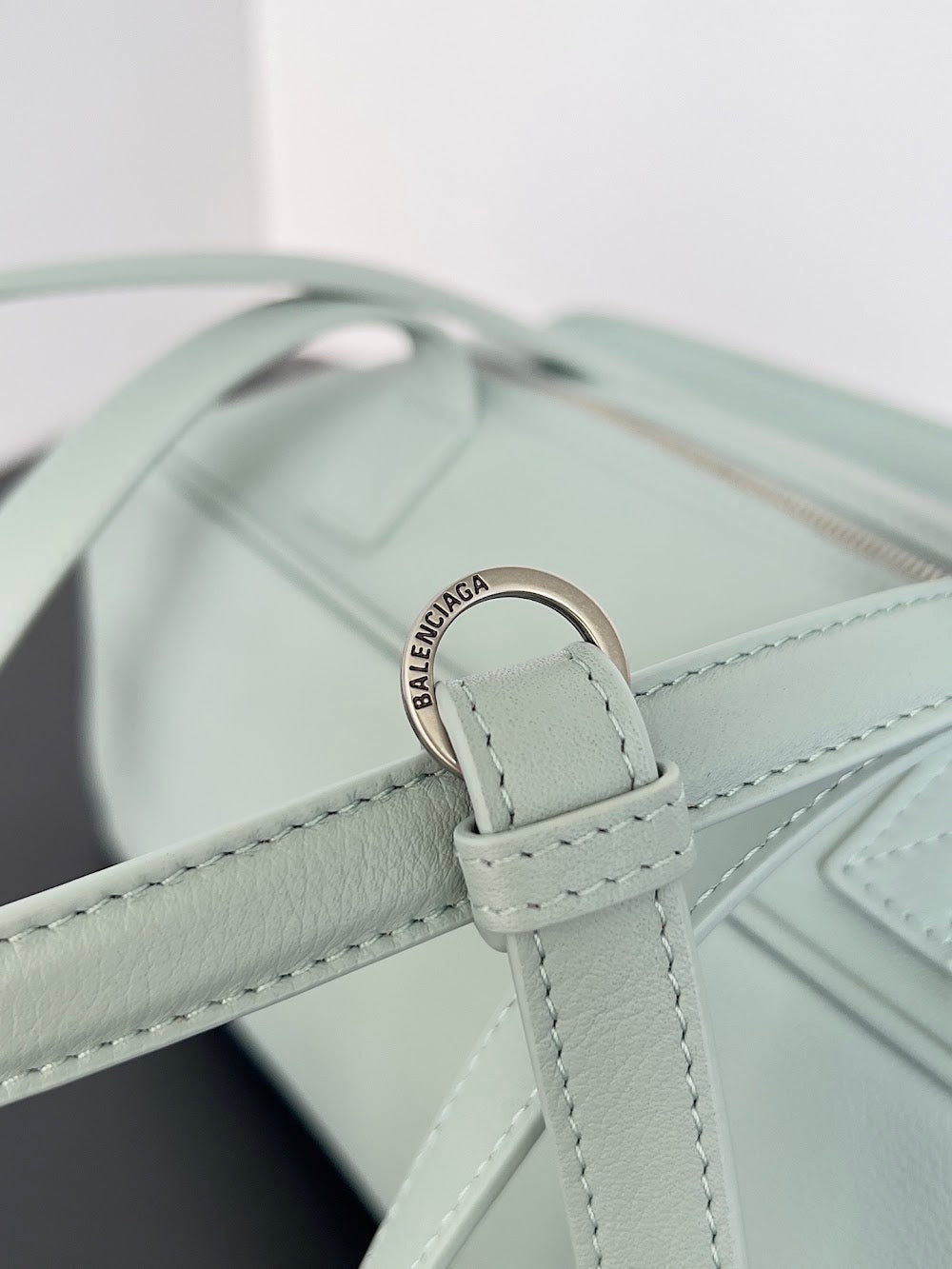 Ezyycart Bags Balenciaga Luxury Bag --111074