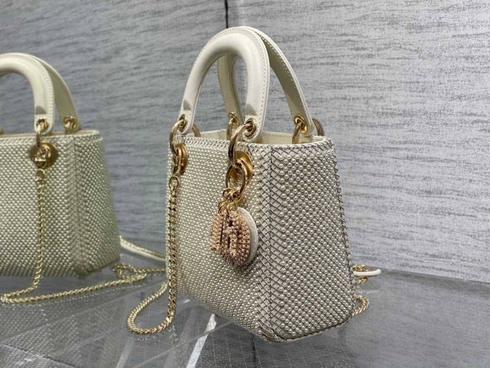 new-luxury-designer-bags-nm16298