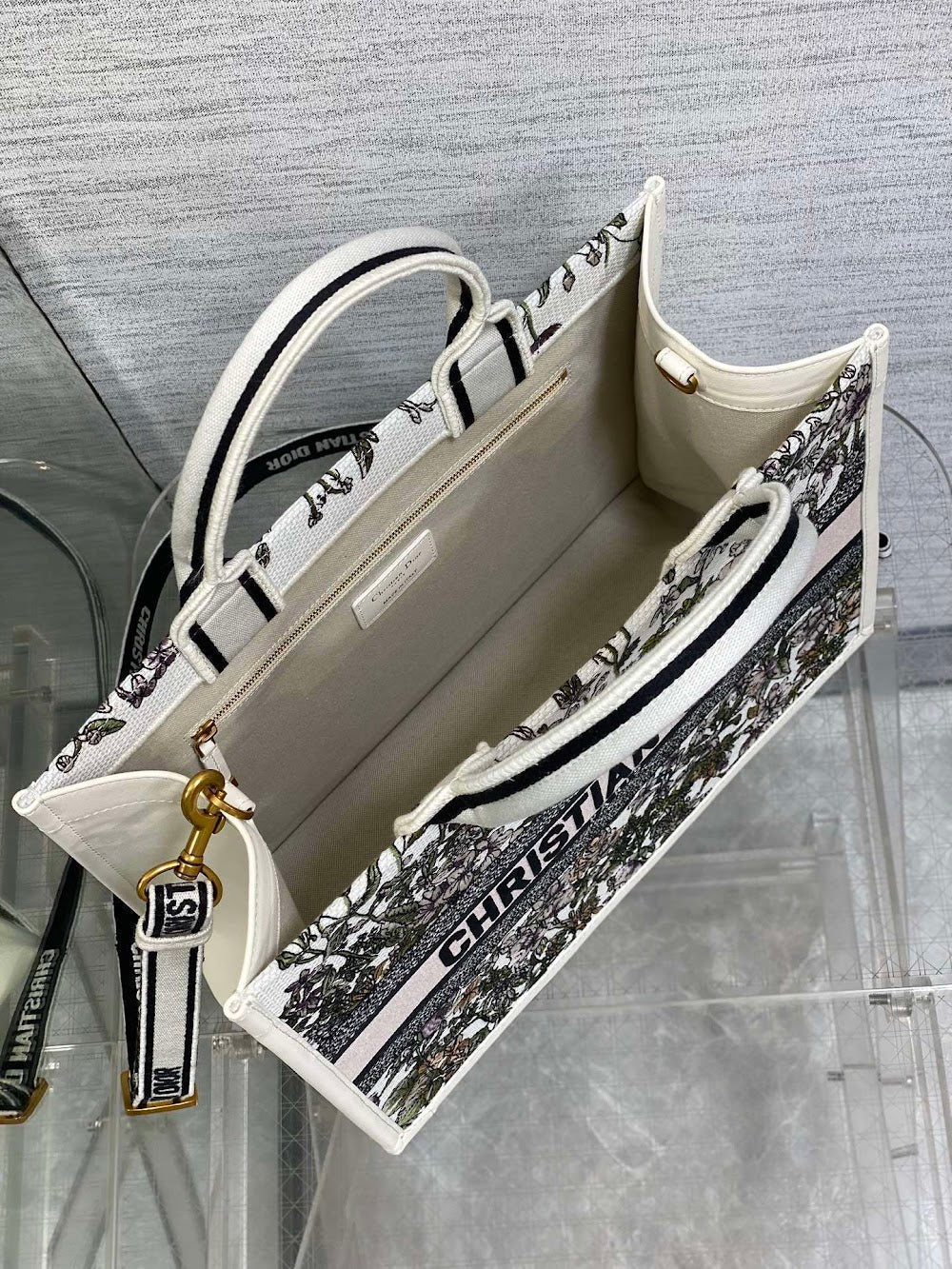 new-designer-premium-bags-nm16485