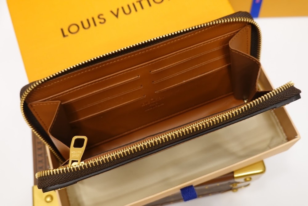Anum Bags ln Luxury Bag --60066