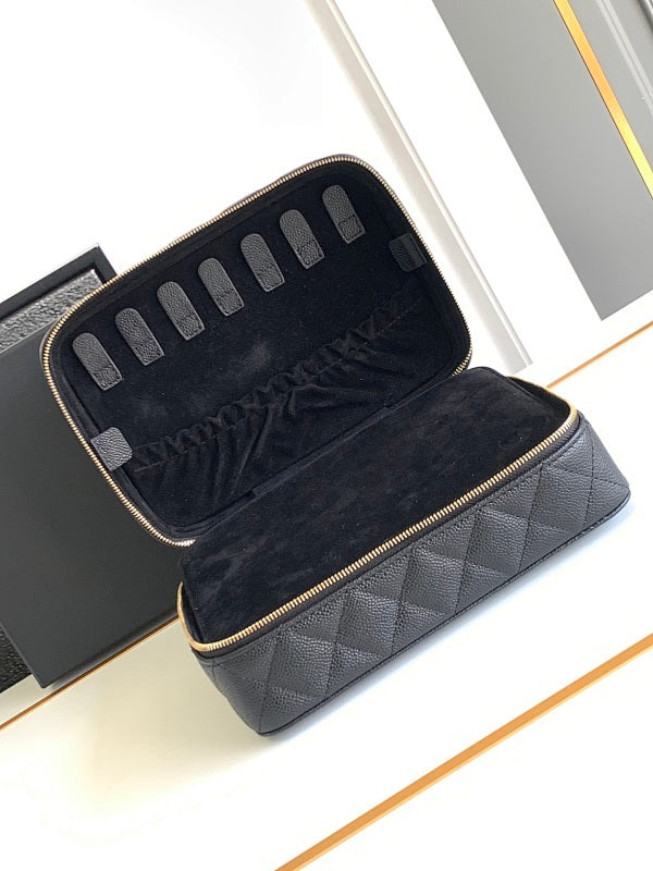 new-luxury-designer-bags-nm20141