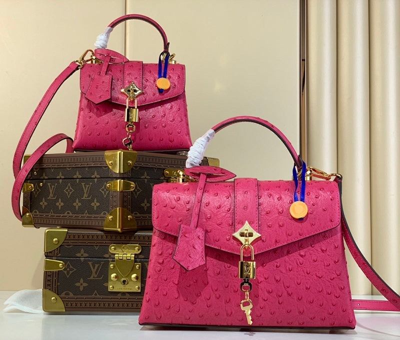 Anum Bags ln Luxury Bag --57650