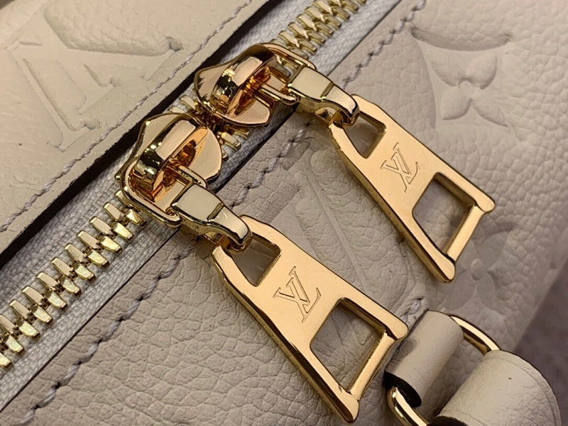 Anum Bags ln Luxury Bag --59066