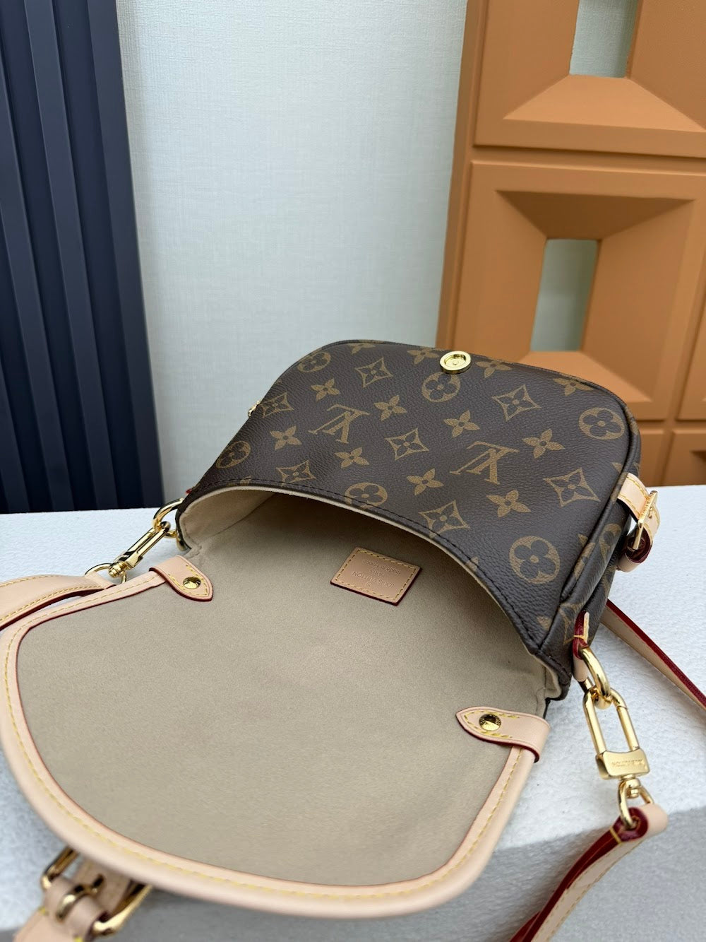 Anum Bags LVn Luxury Bag --79931