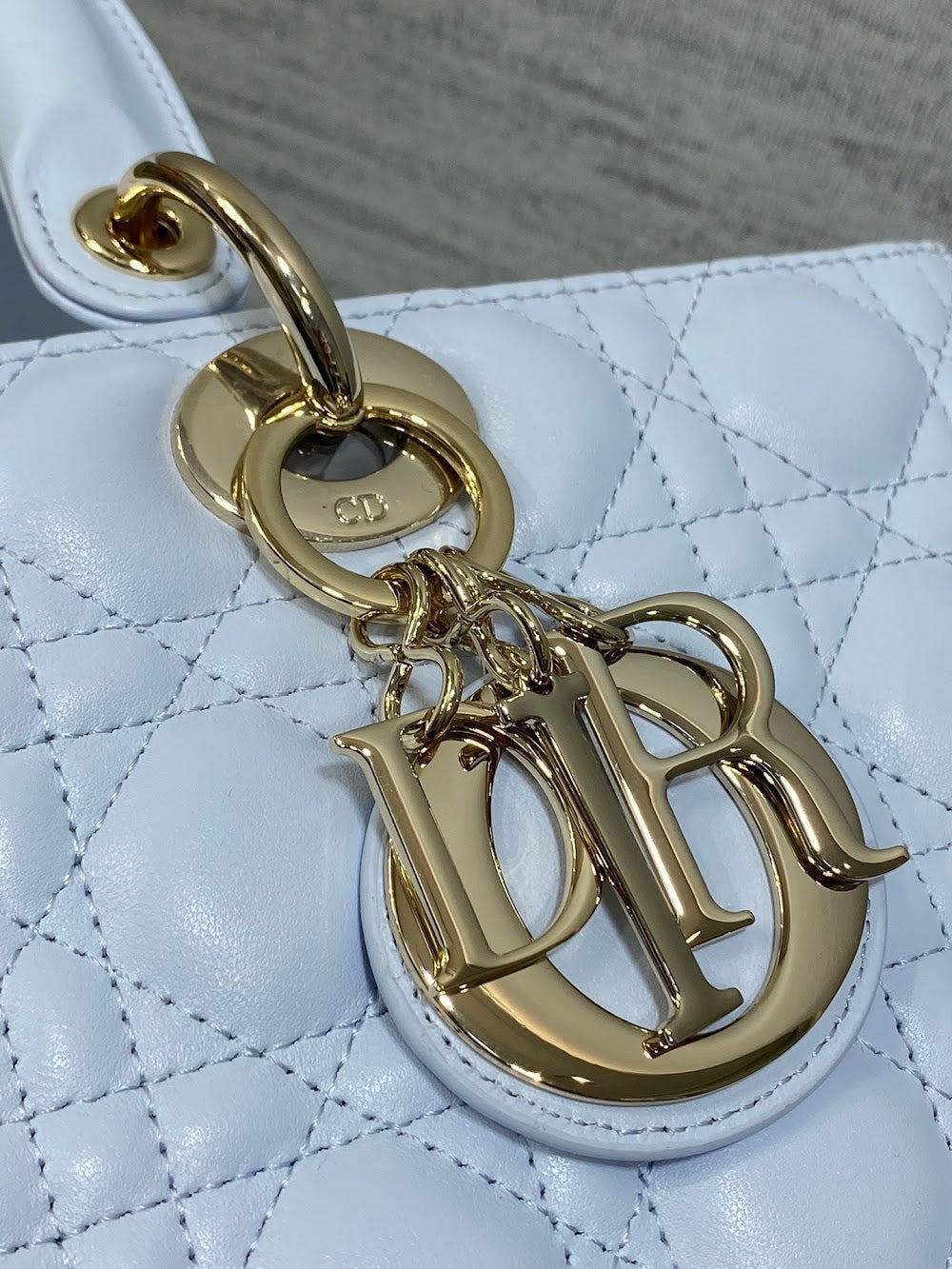 new-designer-premium-bags-nm16352