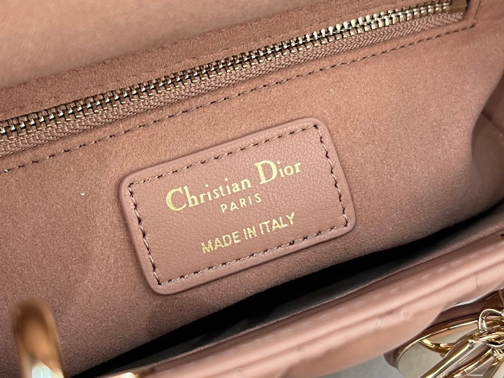 new-luxury-designer-bags-nm16237