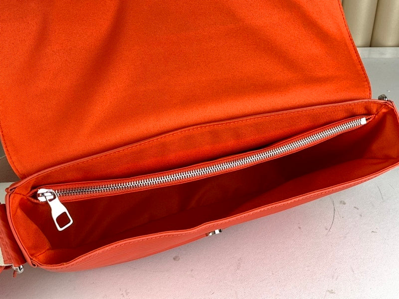Anum Bags ln Luxury Bag --56002
