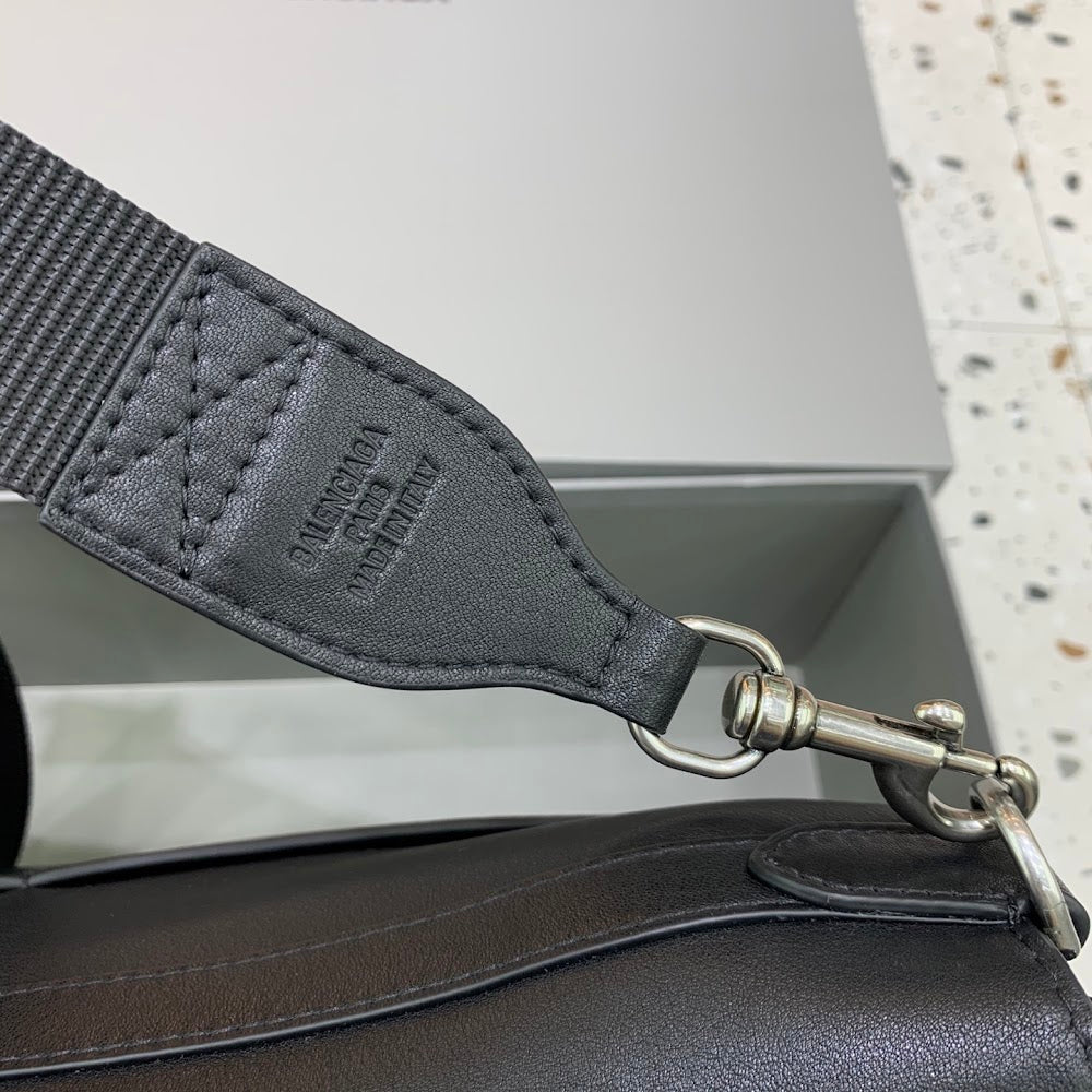 Ezyycart Bags Balenciaga Luxury Bag --110985