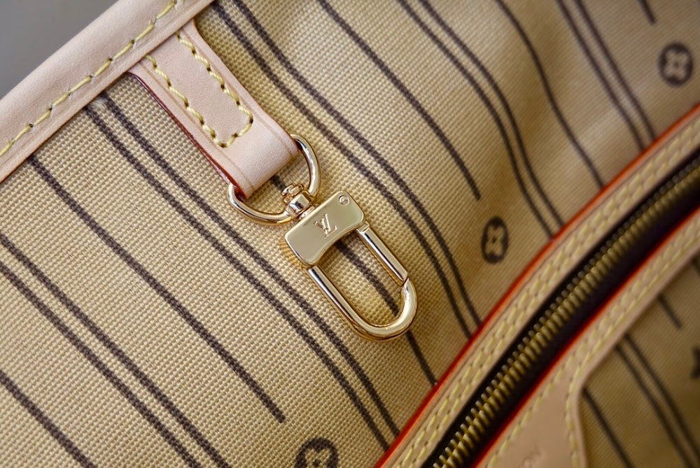 Anum Bags ln Luxury Bag --60310