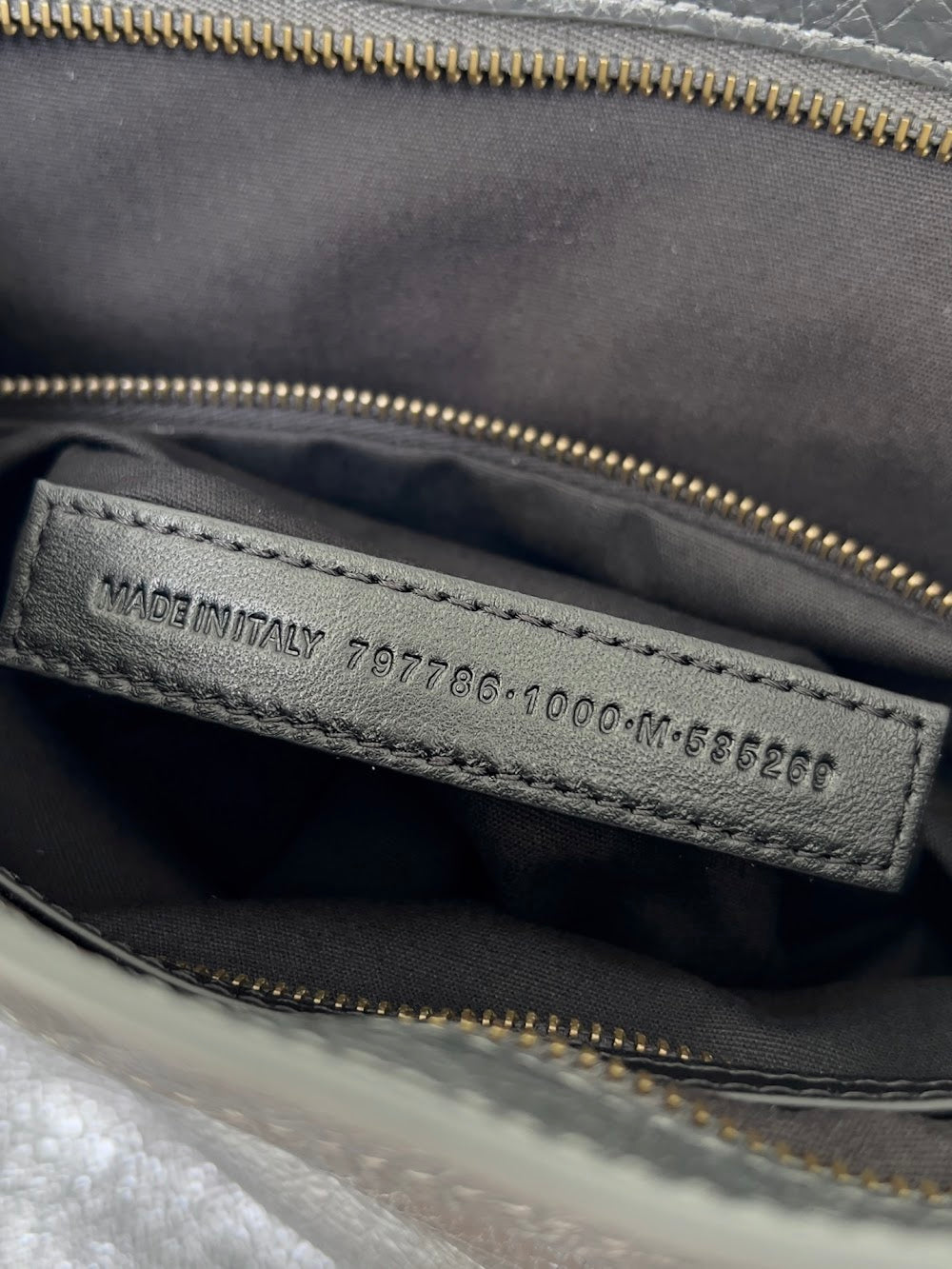 Ezyycart Bags Balenciaga Luxury Bag --110641