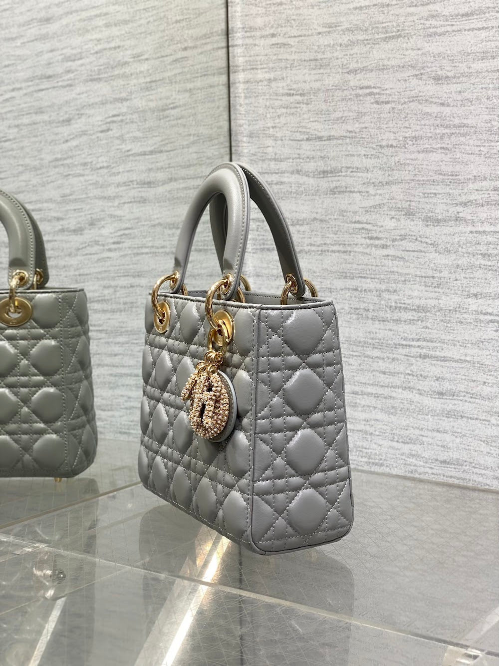 new-designer-premium-bags-nm16610
