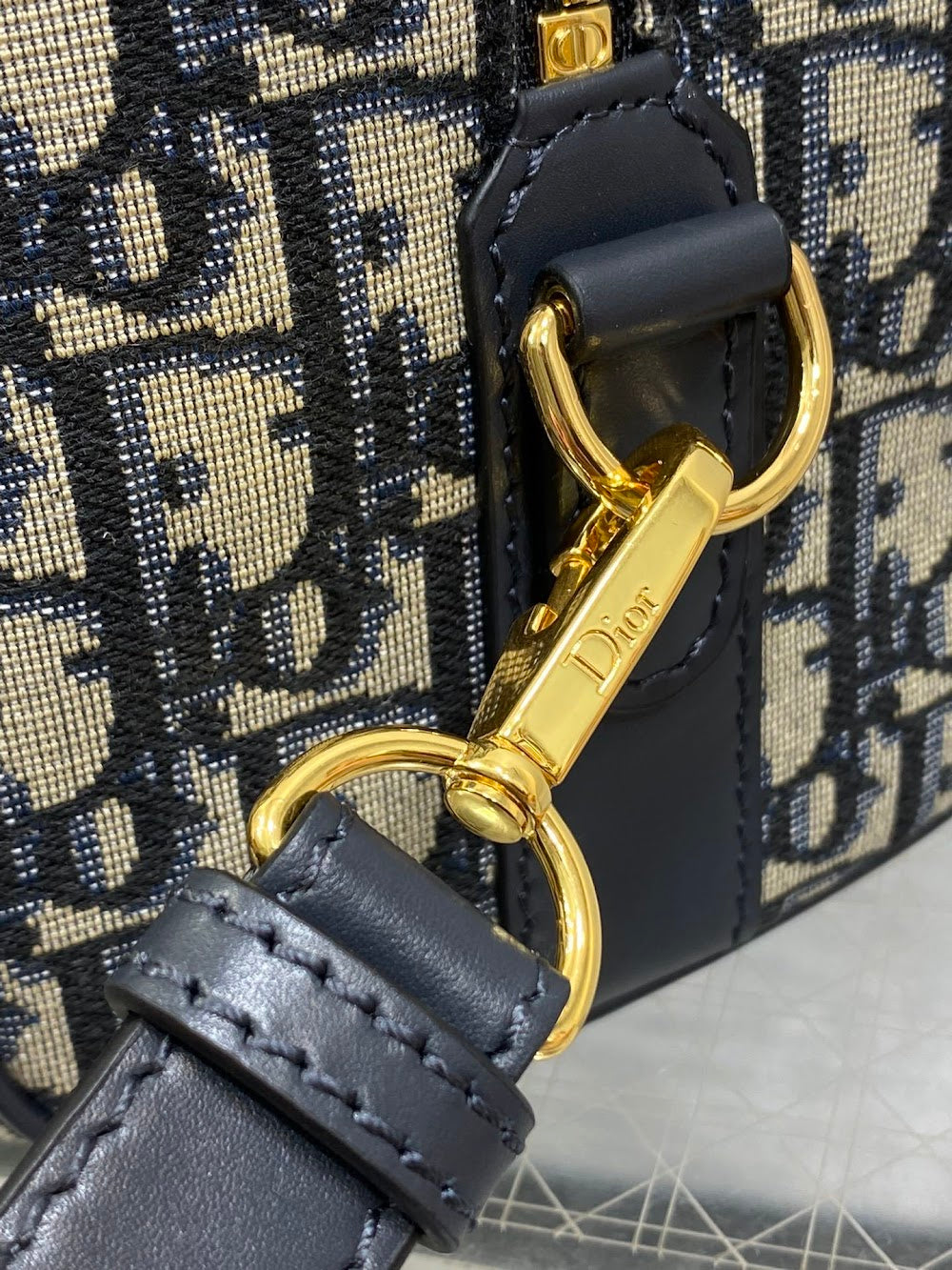 new-designer-premium-bags-nm16058