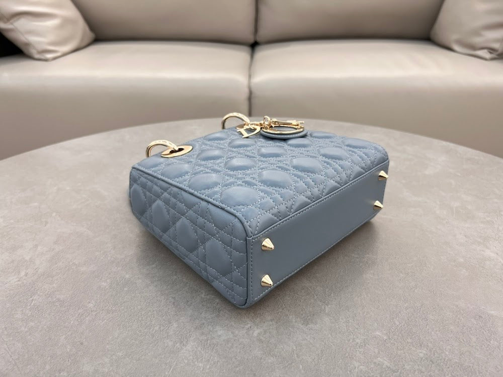 new-luxury-designer-bags-nm16238