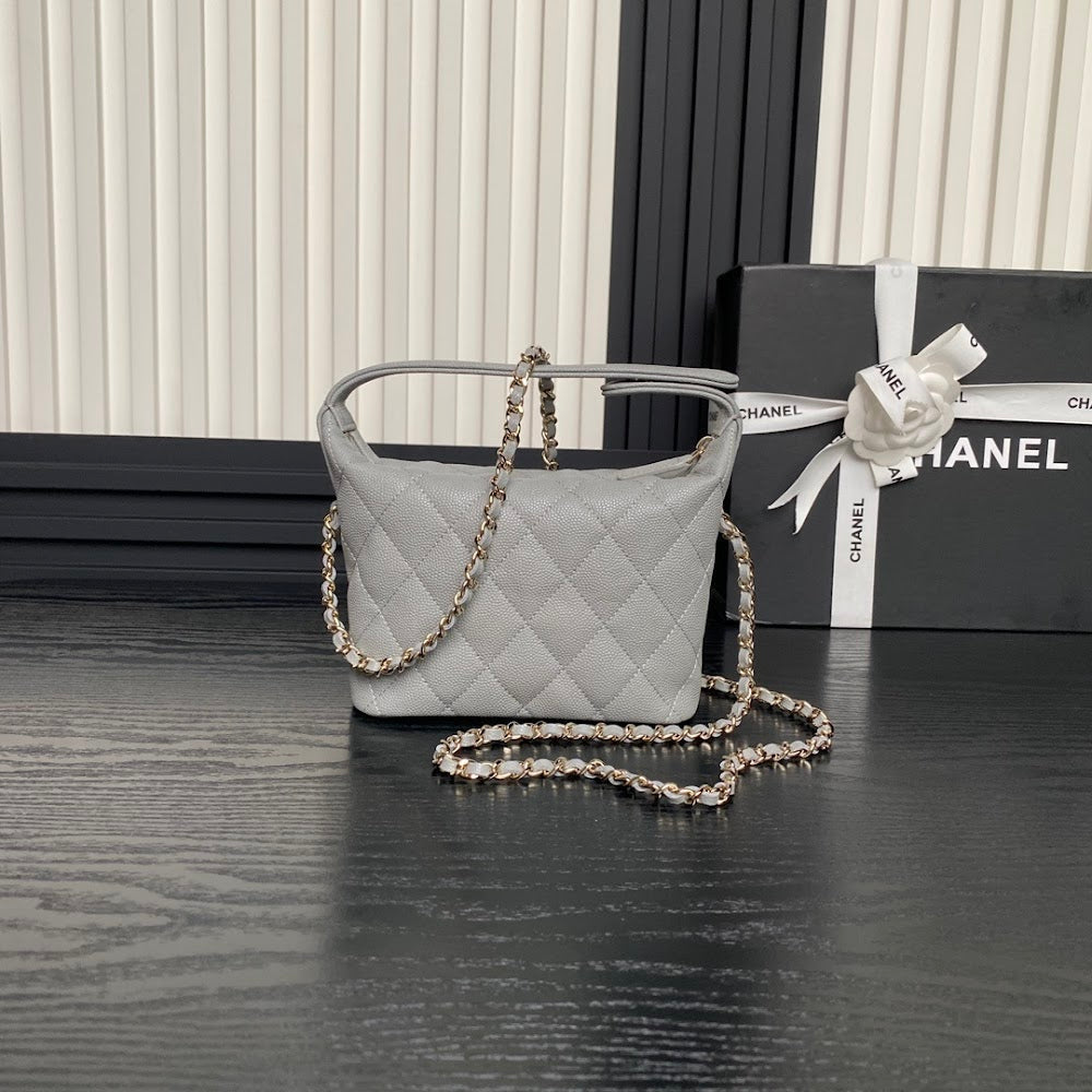 new-luxury-designer-bags-nm9565