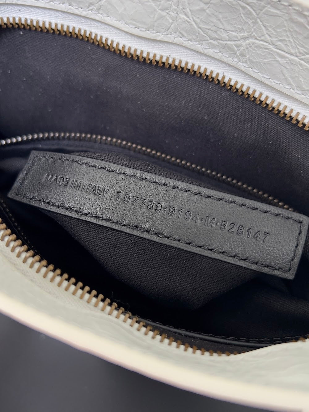 Ezyycart Bags Balenciaga Luxury Bag --111530