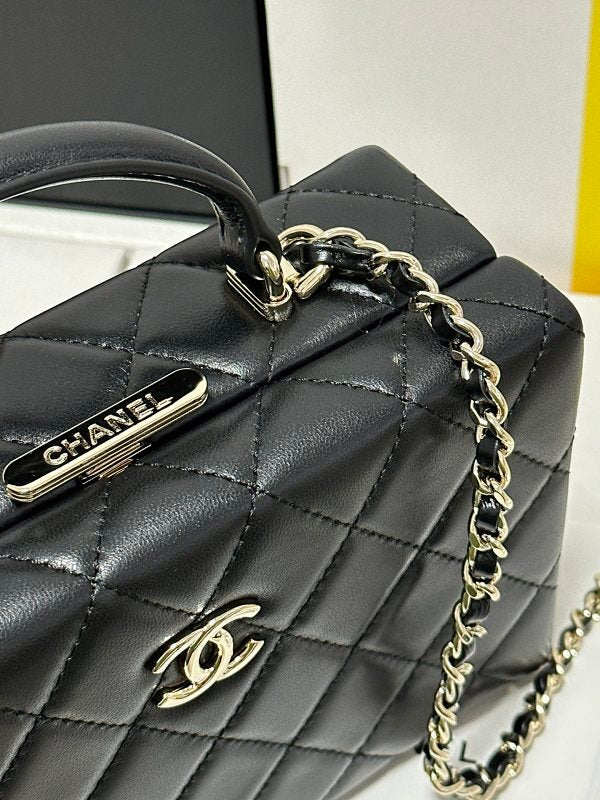 new-luxury-designer-bags-nm9482