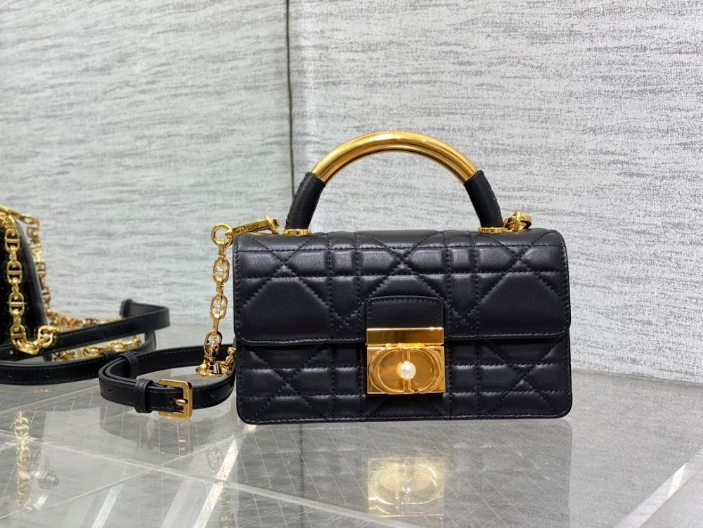 new-luxury-designer-bags-nm16101