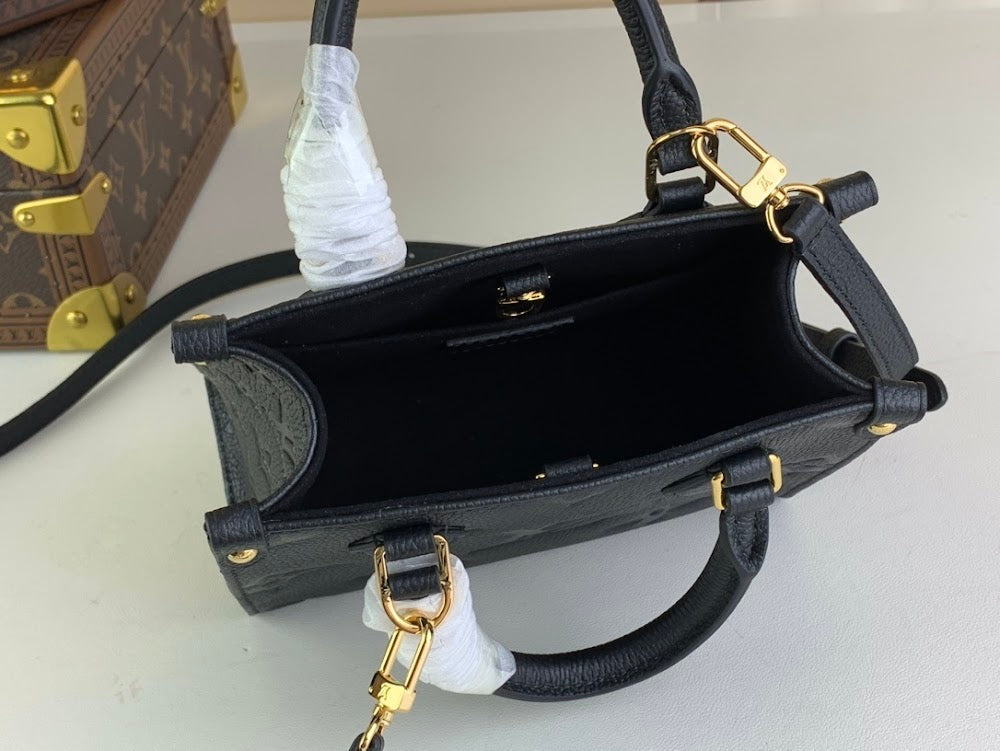Anum Bags ln Luxury Bag --58445