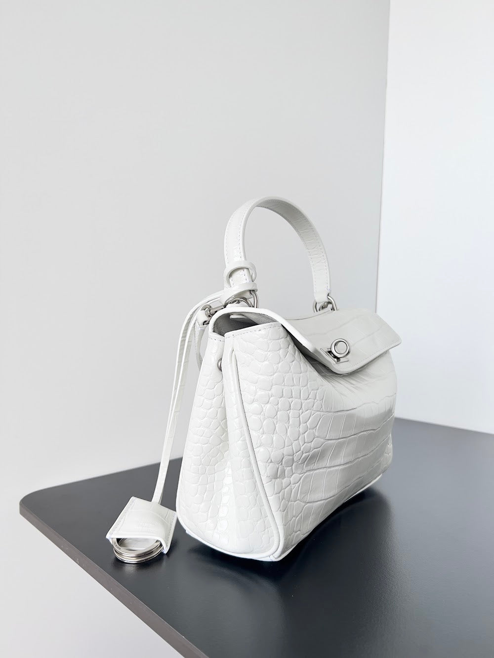 Ezyycart Bags Balenciaga Luxury Bag --111556