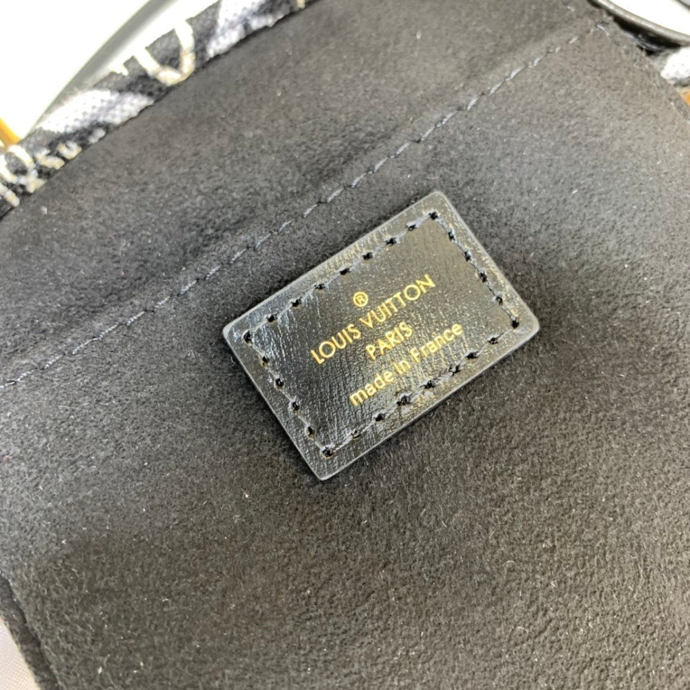Anum Bags ln Luxury Bag --56764