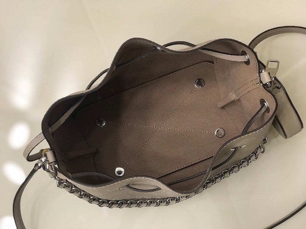 Anum Bags ln Luxury Bag --60163