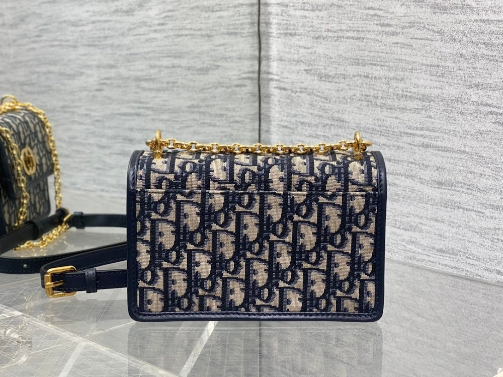 new-designer-premium-bags-nm16510