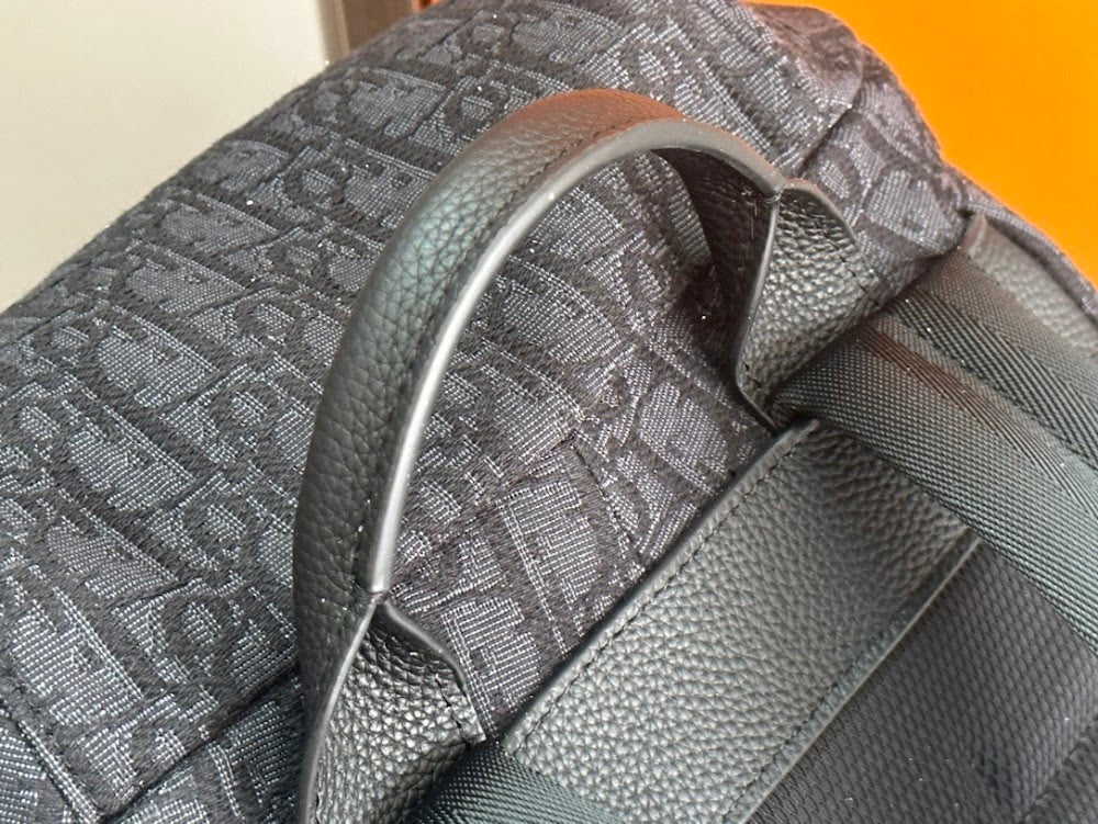 new-designer-premium-bags-nm16758