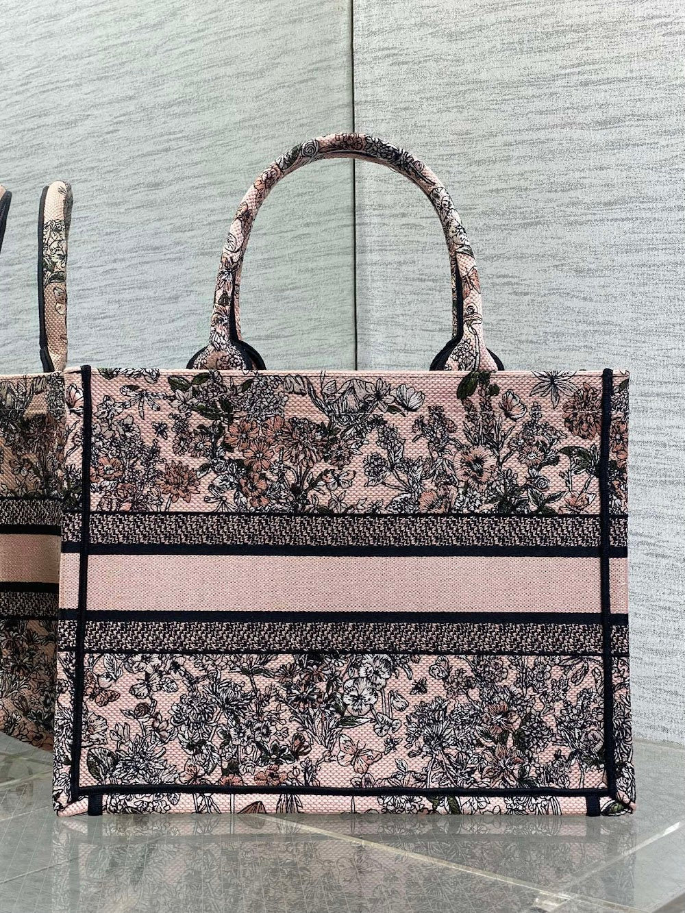 new-luxury-designer-bags-nm16861