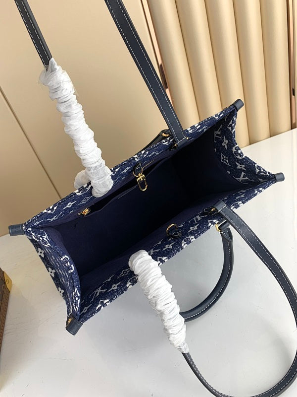 Anum Bags ln Luxury Bag --60712