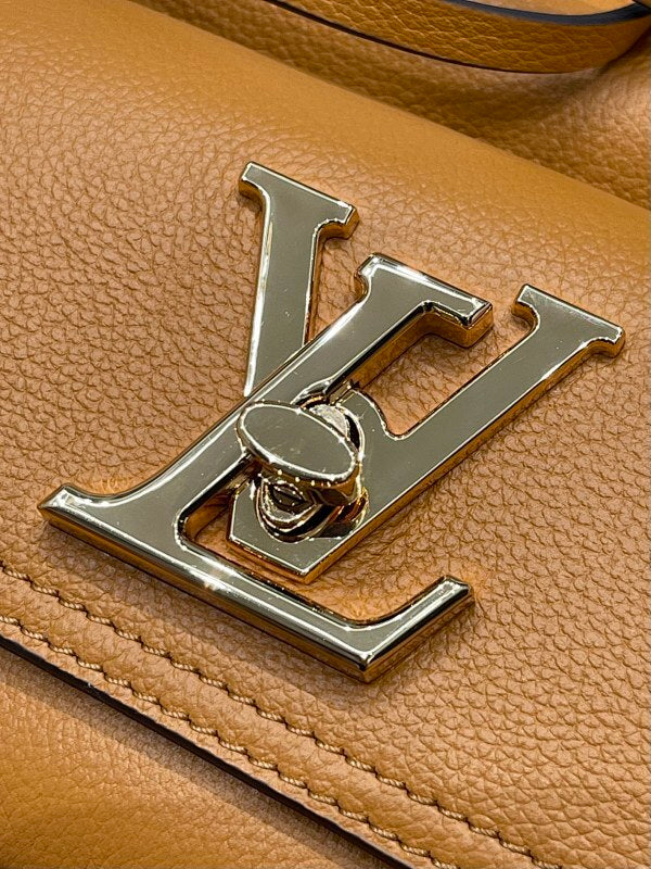 Anum Bags ln Luxury Bag --60696