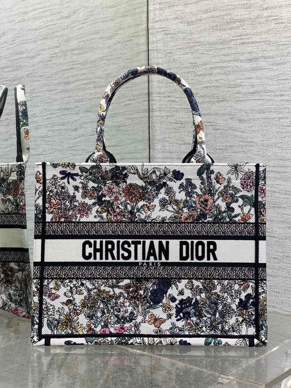 new-luxury-designer-bags-nm16728