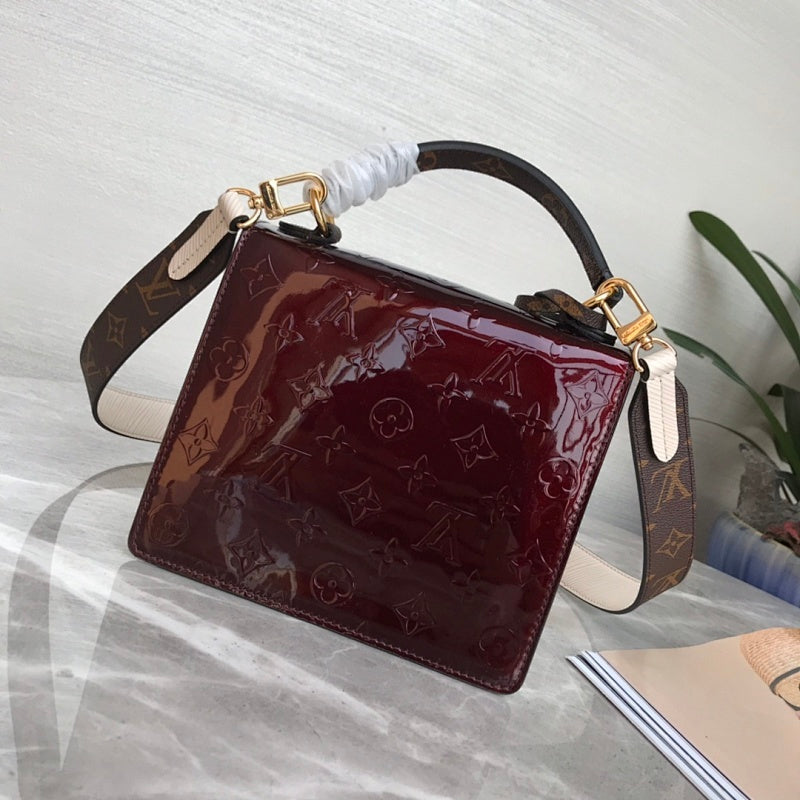 Anum Bags ln Luxury Bag --60054