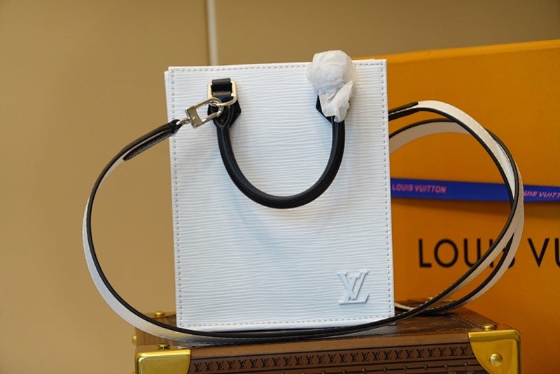 Anum Bags ln Luxury Bag --60123
