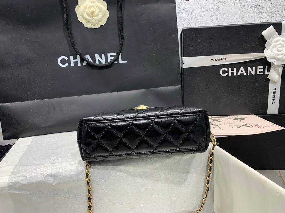 new-luxury-designer-bags-nm9358