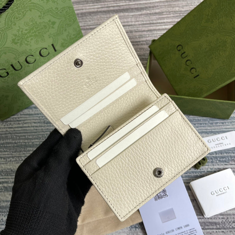 new-luxury-designer-bags-nm19040