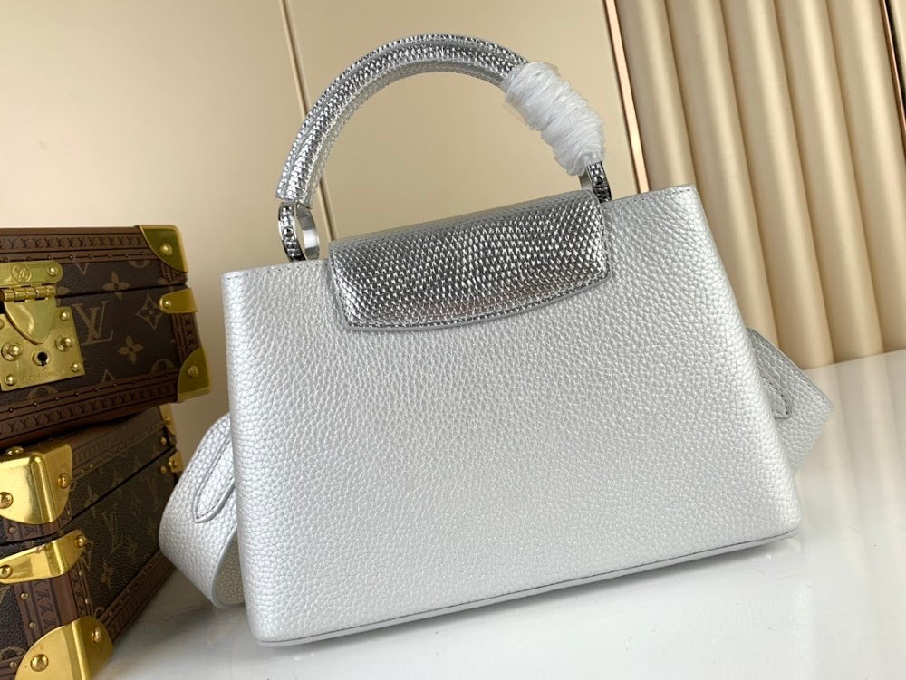 Anum Bags ln Luxury Bag --60725
